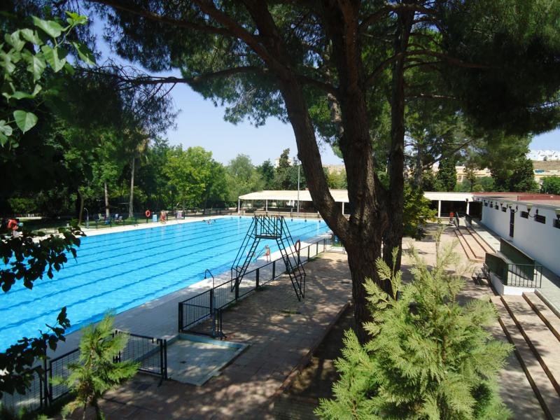 Piscinas En Alcalá De Guadaíra