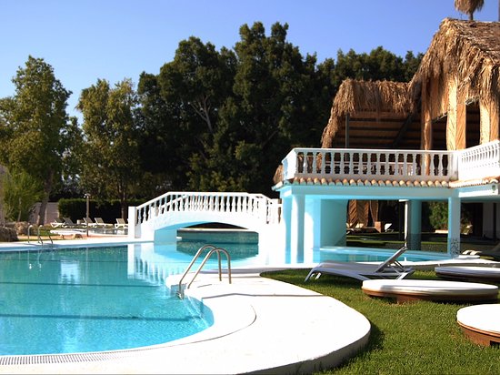 Piscinas En Carlet