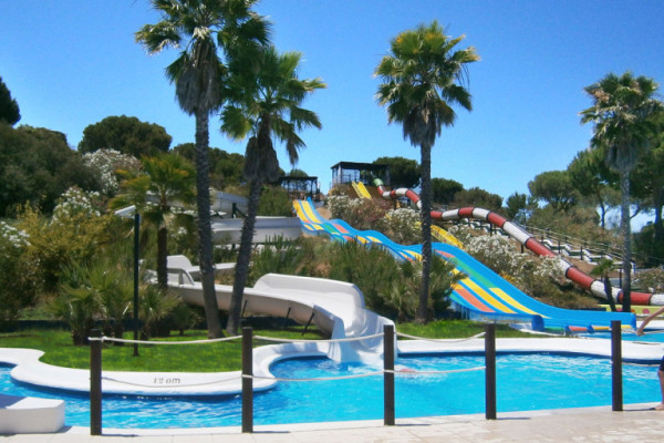 Piscinas En Cartaya
