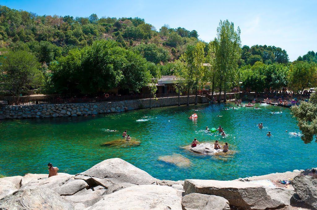 Piscinas En Chiva