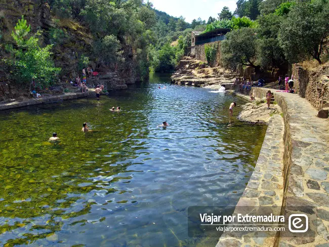 Piscinas En Coria Del Río