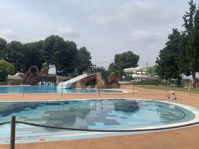 Piscinas En Monzón