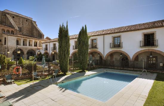 Piscinas En Plasencia