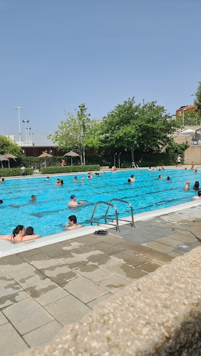 Piscinas En San Juan Despí