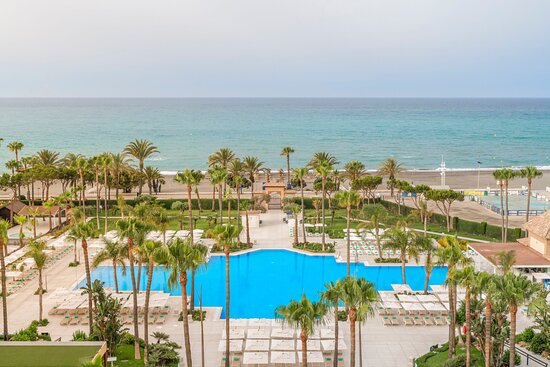 Piscinas En Torrox