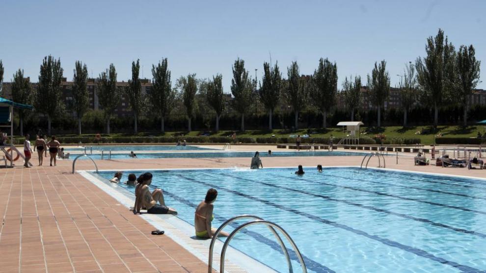 Piscinas En Zaragoza