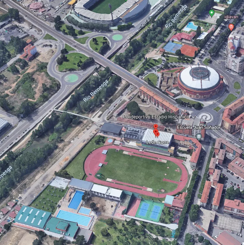 Piscina Cubierta Del Estadio Hispánico