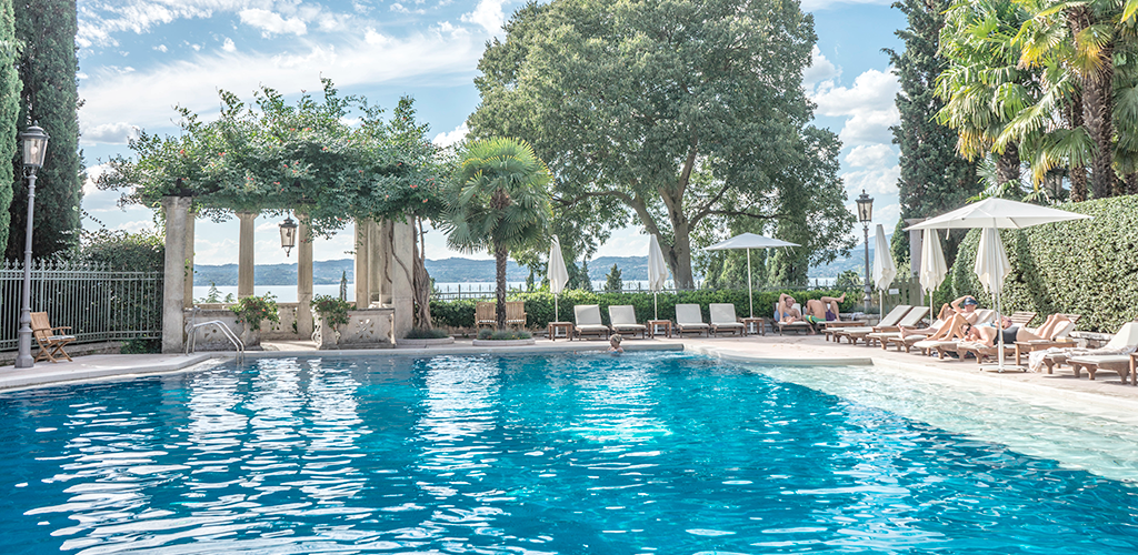 Piscina De La Comunidad