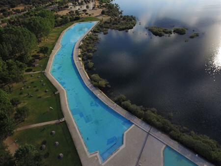 Piscina El Lago