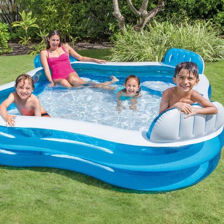 Piscina Equi