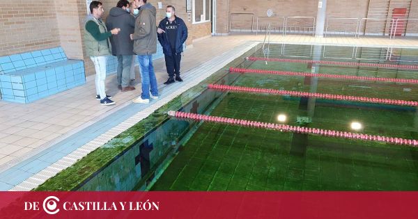 Piscina Municipal De Navatejera