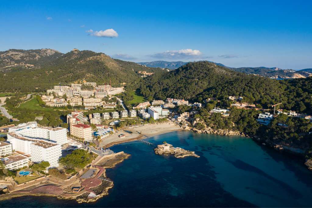 Piscina (Residencial La Perla)