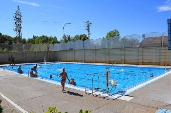 Piscina Villaquilambre