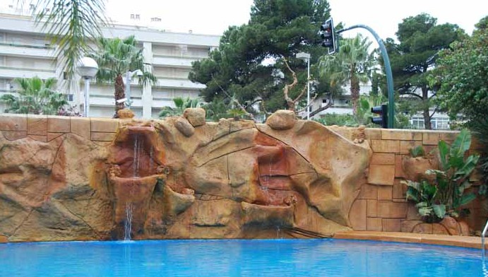 Piscinas Municipales De Fraga