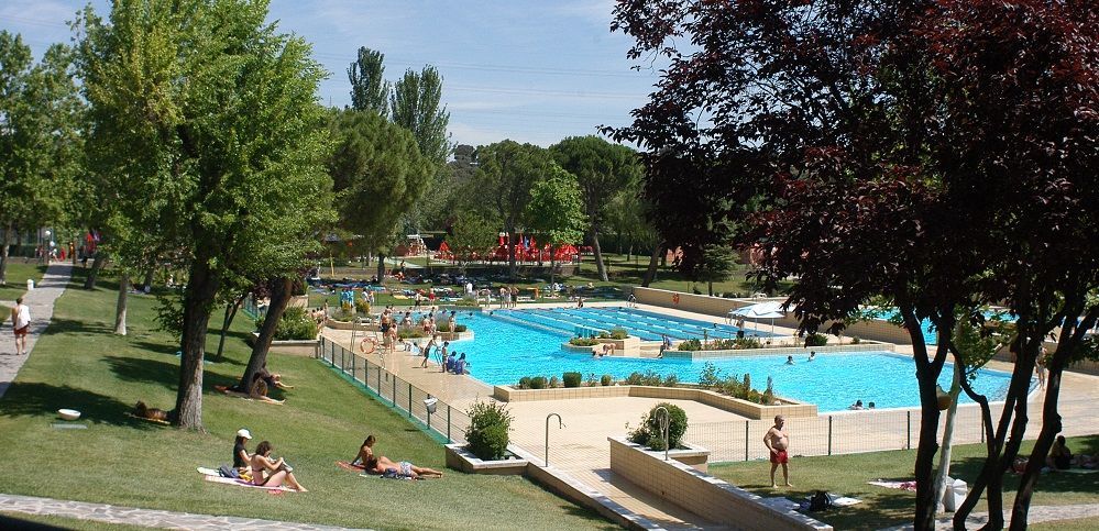 Piscinas Municipales De San Lázaro