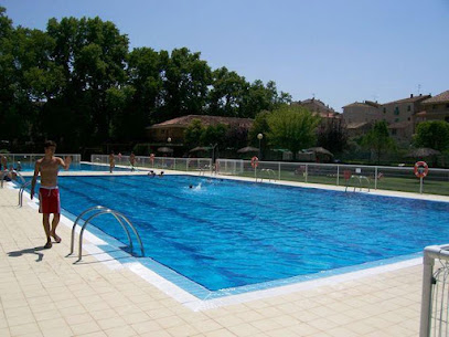 Udal Igerilekuak/Piscinas Municipales